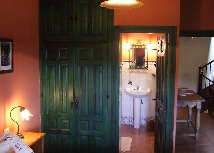 Cano Chico Y La Fuente Country house *